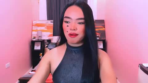 ITYS ME MONA online show from April 14, 2026, 2:06 am