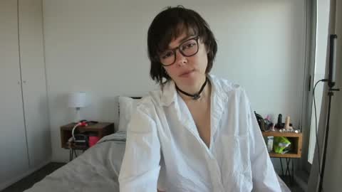 Fantastic Sonya online show from May 17, 2026, 1:40 pm