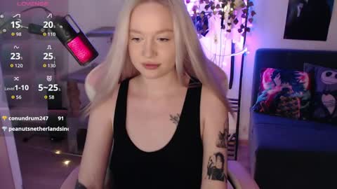 Snapshot of fantasy_lisa chatting on April 1, 2026, 2:01 am Lisa online show from April 1, 2026, 2:01 am