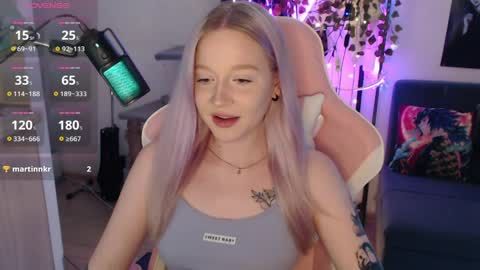 Snapshot of fantasy_lisa chatting on April 4, 2026, 1:37 am Lisa online show from April 4, 2026, 1:37 am