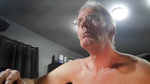 fantasyresort online show from January 5, 2025, 4:25 am