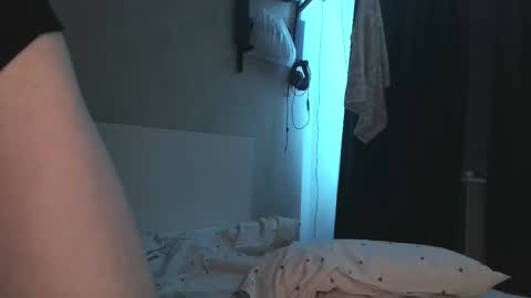 Kira online show from February 27, 2026, 2:00 am