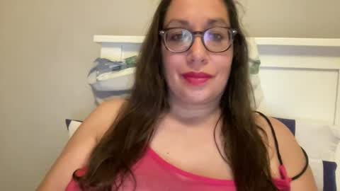 Snapshot of farahday chatting on September 12, 2025, 12:22 am Farah online show from September 12, 2025, 12:22 am