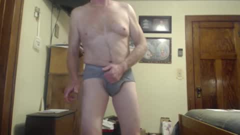 Snapshot of farboy64 chatting on January 22, 2025, 4:44 am farboy64 online show from January 22, 2025, 4:44 am