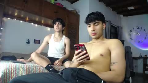 farid_24 online show from April 28, 2026, 2:38 am