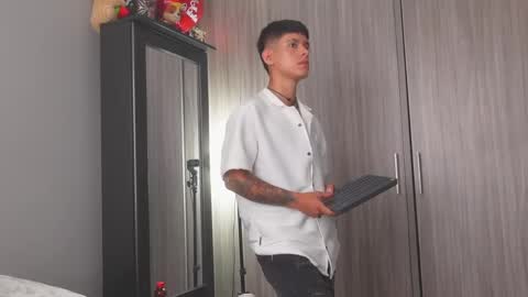 Snapshot of farid_jake_ chatting on May 21, 2026, 7:10 pm farid_jake_ online show from May 21, 2026, 7:10 pm