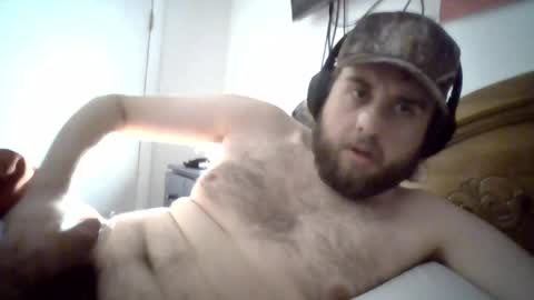 Snapshot of farmboy2398 chatting on May 26, 2026, 5:25 am farmboy2398 online show from May 26, 2026, 5:25 am