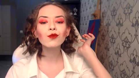 Snapshot of fascinating___eyes chatting on June 10, 2026, 9:57 pm Fascinating Eyes online show from June 10, 2026, 9:57 pm