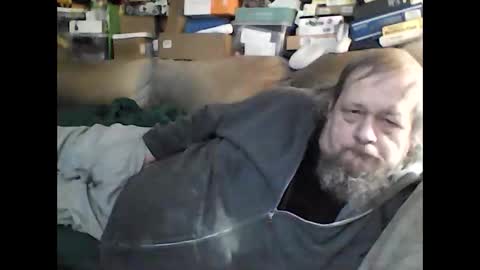 HoneyCumJuice4U online show from January 1, 2025, 2:20 pm