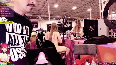  Lily  Waifu  online show from December 8, 2024, 1:35 am