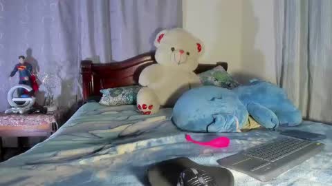 Snapshot of fatass_420 chatting on January 4, 2025, 11:17 pm Johan online show from January 4, 2025, 11:17 pm