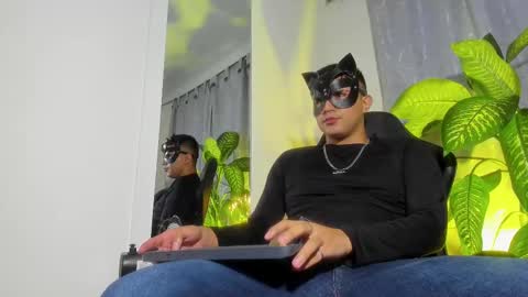 Snapshot of fatass_420 chatting on January 22, 2025, 2:48 am Johan online show from January 22, 2025, 2:48 am