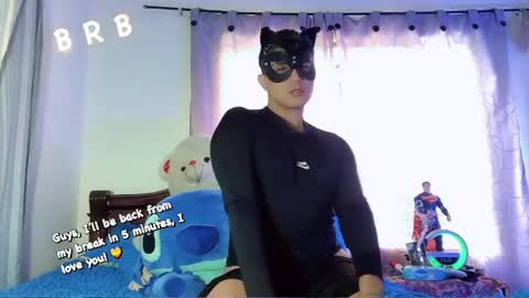 Snapshot of fatass_420 chatting on February 21, 2025, 10:15 pm Johan online show from February 21, 2025, 10:15 pm