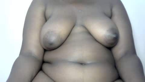 Snapshot of fatasspussy767 chatting on July 10, 2026, 5:34 am Fatass online show from July 10, 2026, 5:34 am