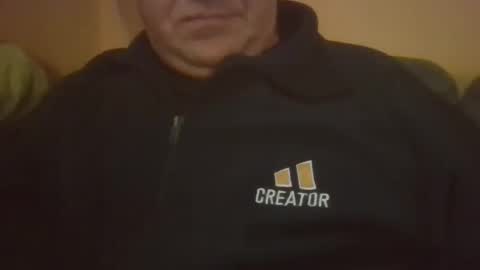 vastagfasz apuci  online show from January 9, 2026, 7:26 pm