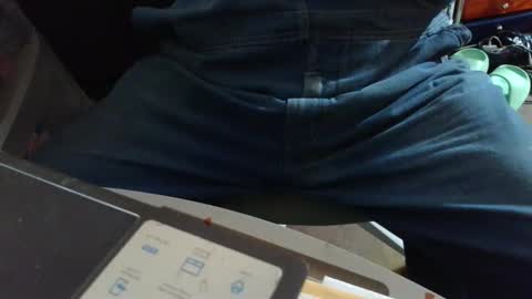 Fred. online show from October 22, 2025, 6:07 pm