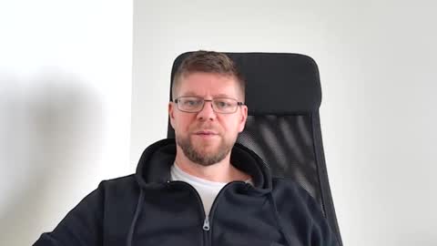 fattenmenow online show from May 3, 2026, 10:10 am