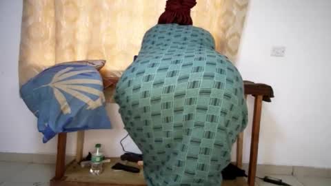 favgal online show from November 18, 2025, 8:08 am