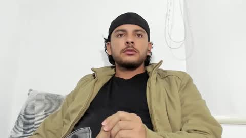 favid95 online show from March 7, 2025, 9:48 pm