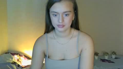 Snapshot of favorite_lovely_geneva chatting on December 13, 2024, 8:20 am Jasminefeelings online show from December 13, 2024, 8:20 am