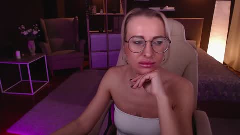 Fay online show from December 2, 2024, 12:29 pm