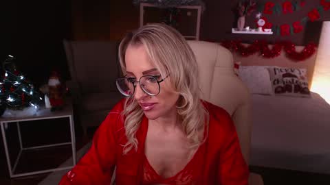 Fay online show from December 10, 2024, 12:27 pm