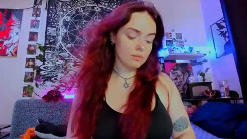 Snapshot of fearlessdiva_x chatting on July 18, 2026, 2:27 am Diva online show from July 18, 2026, 2:27 am