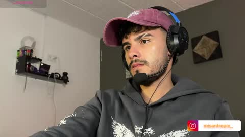 Snapshot of fede69x chatting on May 25, 2026, 5:35 am federik online show from May 25, 2026, 5:35 am
