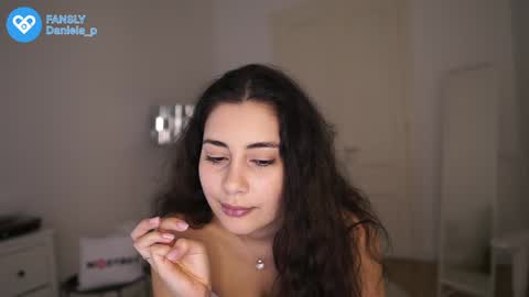 Daniela online show from December 29, 2024, 3:46 pm