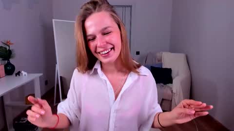 Daniela online show from October 23, 2025, 6:45 am