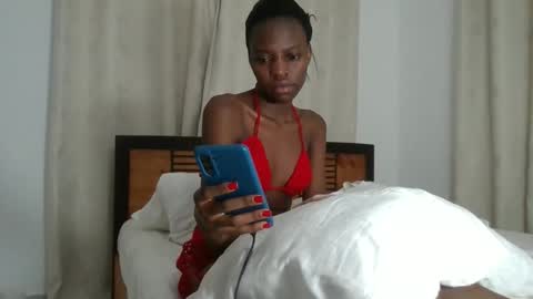 feetlovely507541 online show from November 13, 2025, 2:16 pm