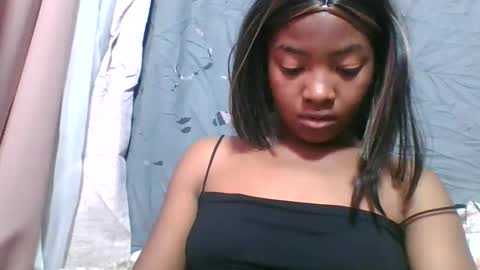 felice364342 online show from May 27, 2026, 2:14 pm