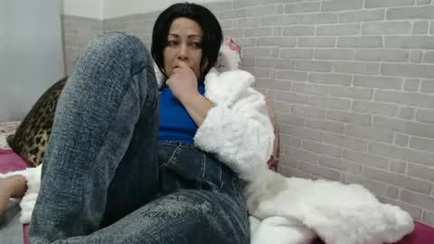 Snapshot of felina_hot chatting on June 21, 2026, 3:42 am Felina Hot online show from June 21, 2026, 3:42 am