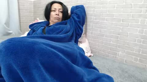Snapshot of felina_hot chatting on July 11, 2026, 5:10 am Felina Hot online show from July 11, 2026, 5:10 am