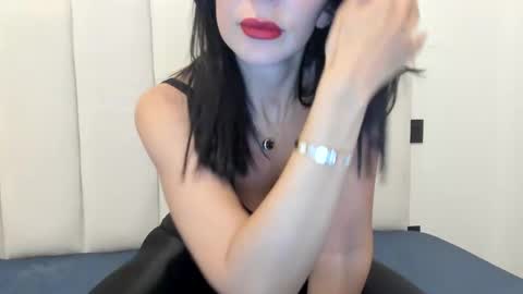 FelineChic online show from March 1, 2025, 3:49 pm