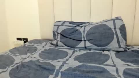 FelineChic online show from March 10, 2025, 4:14 pm