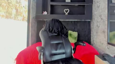 felipe fiire online show from May 9, 2026, 1:49 pm