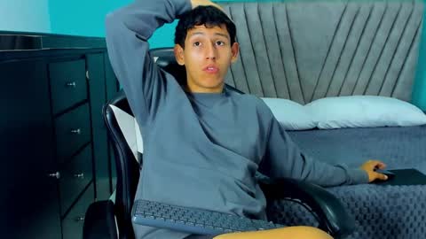 Snapshot of felipehot_gonzales chatting on September 9, 2025, 12:59 pm felipehot_gonzales online show from September 9, 2025, 12:59 pm
