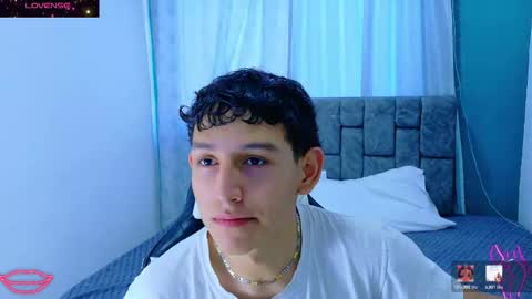 felipehot_gonzales online show from January 17, 2026, 12:21 pm