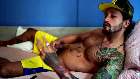 Felix Candela  online show from February 23, 2025, 2:46 pm