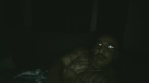 felixrlarios25 online show from May 1, 2026, 9:14 am