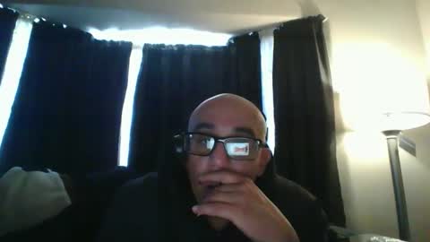 Snapshot of felixrlarios25 chatting on May 28, 2026, 6:27 pm felixrlarios25 online show from May 28, 2026, 6:27 pm