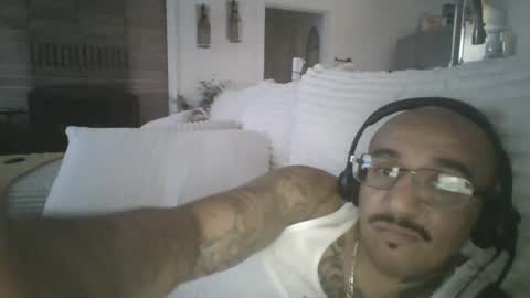 Snapshot of felixrlarios25 chatting on July 29, 2026, 4:05 pm felixrlarios25 online show from July 29, 2026, 4:05 pm