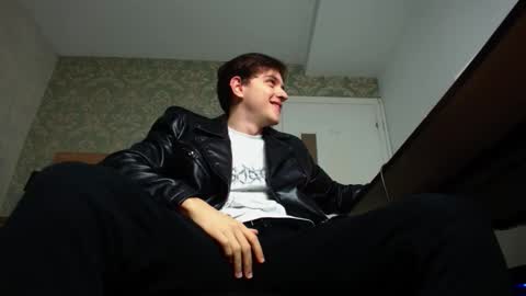 FelixStark online show from October 12, 2025, 4:44 am