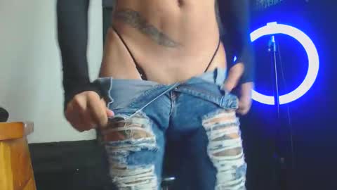 Snapshot of fem666skynny chatting on October 27, 2025, 3:05 pm fem666skynny online show from October 27, 2025, 3:05 pm