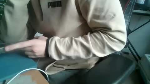 Snapshot of fem_alice_louis_dom chatting on October 8, 2025, 10:02 am fem_alice_louis_dom online show from October 8, 2025, 10:02 am