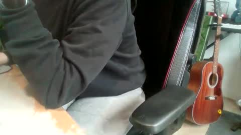 Snapshot of fem_alice_louis_dom chatting on December 16, 2025, 12:32 pm fem_alice_louis_dom online show from December 16, 2025, 12:32 pm