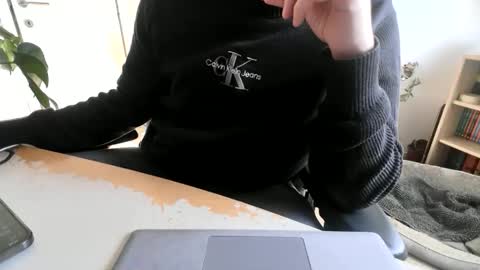 Snapshot of fem_alice_louis_dom chatting on March 19, 2026, 1:26 pm fem_alice_louis_dom online show from March 19, 2026, 1:26 pm