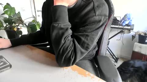 Snapshot of fem_alice_louis_dom chatting on March 30, 2026, 8:37 am fem_alice_louis_dom online show from March 30, 2026, 8:37 am