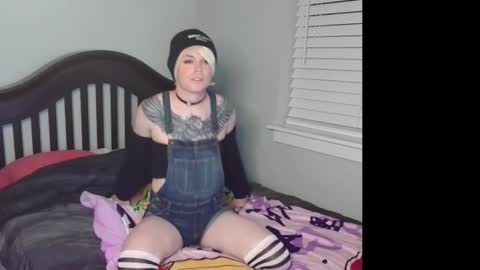 Dee online show from October 2, 2025, 2:40 am